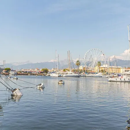 Stunning In 公寓 *